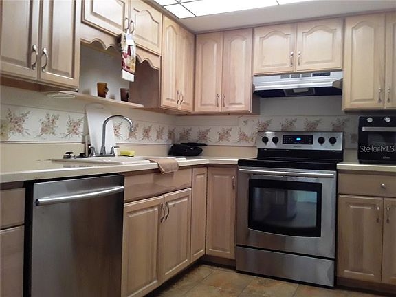 3rd image of 1224 S Peninsula Dr APT 414