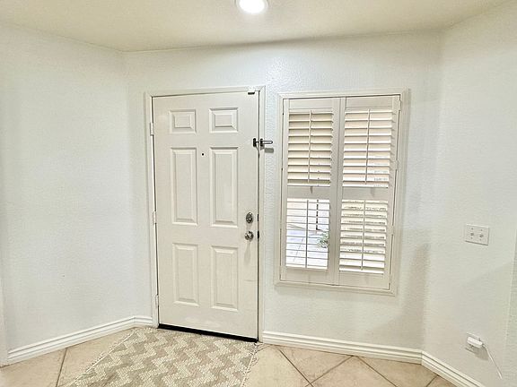2nd image of 5010 Golondrina Way Unit 59