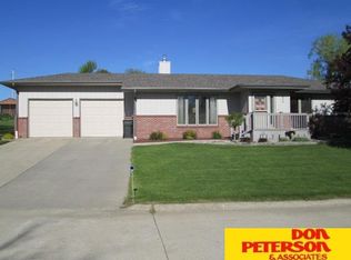 404 S Main St, Coleridge, NE 68727