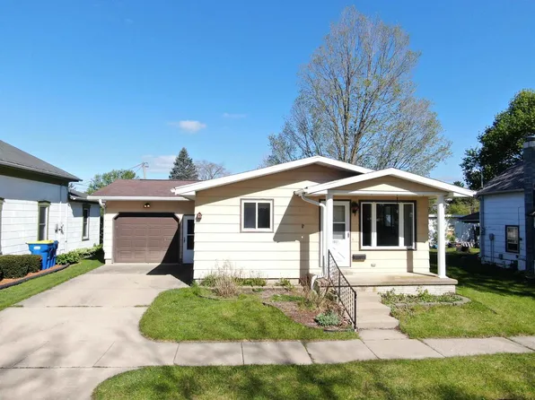 1027 Prairie Avenue, Hillsboro, WI 54634