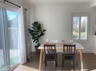 347 Deerfield Ave, Irvine, CA 92606