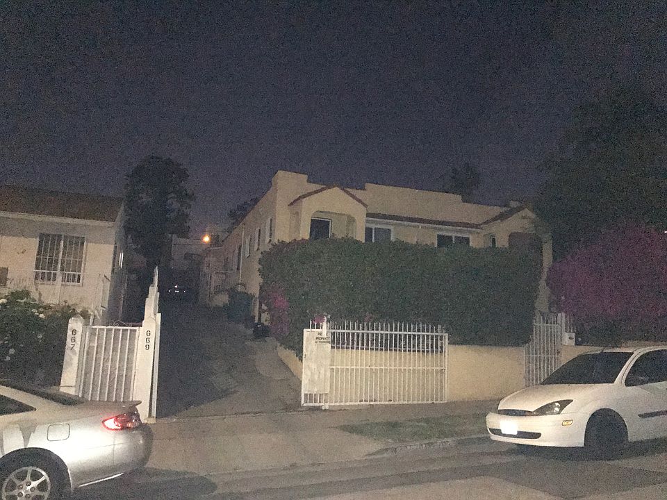 2nd image of 701 N La Fayette Park Pl