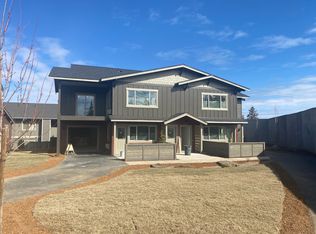 198 SW Maricopa Dr, Bend, OR 97702