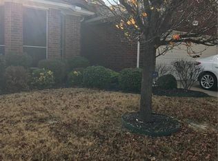 10001 Tulare Ln, Fort Worth, TX 76177