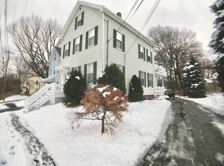 17 Ferry St, Haverhill, MA 01835