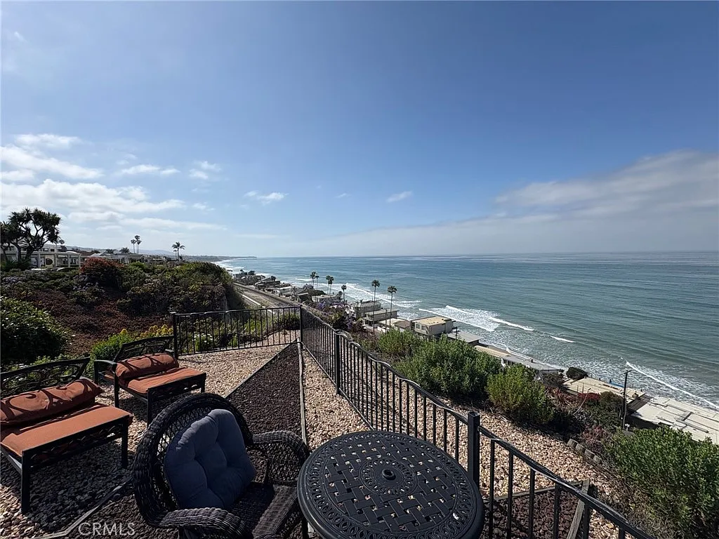 3 bed, 2040 sqft, $10,000 — Photo 3