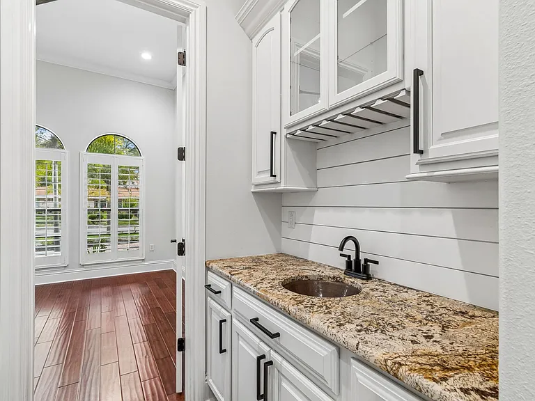 3917 W Barcelona St — Photo 55