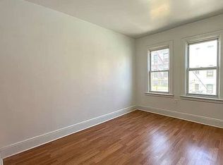 23-09 29th Ave #1R, Astoria, NY 11102