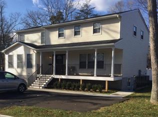 94 Saint Nicholas Ave, Lakewood, NJ 08701
