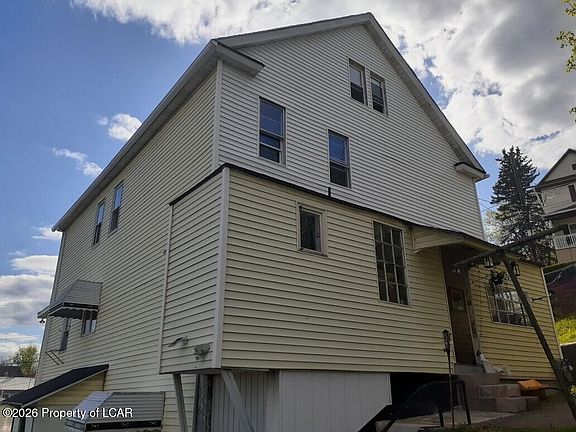 5th image of 1213 Acker Ave