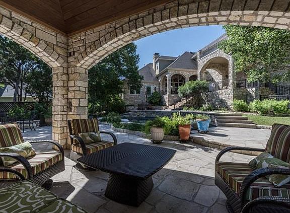 3rd image of 9608 Leaning Rock Cir