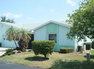 1908 Bosky Ct, Sun City Center, FL 33573