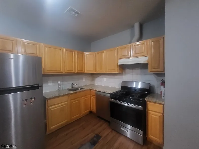 Building Photo - 314 Rosehill Pl