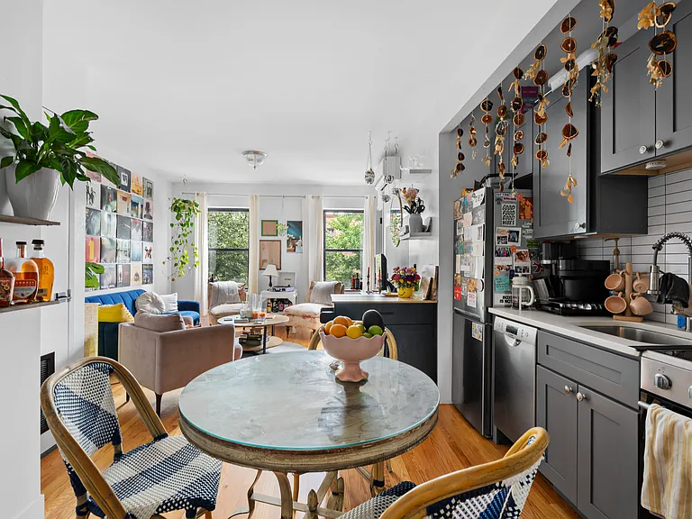 81 Clermont Ave #2 — Photo 6