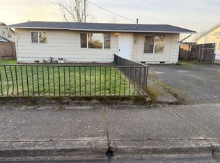 266 40th St, Springfield, OR 97478