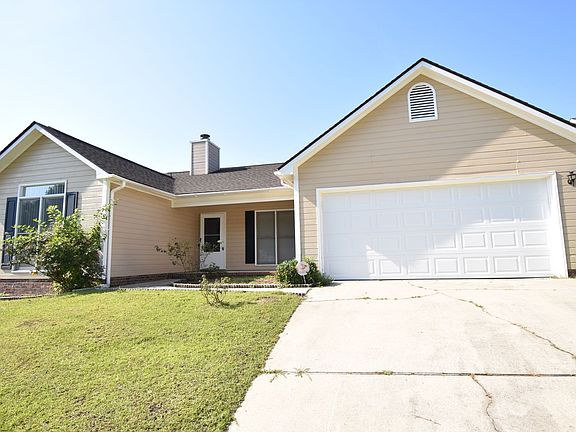 3rd image of 322 Porterfield Ct