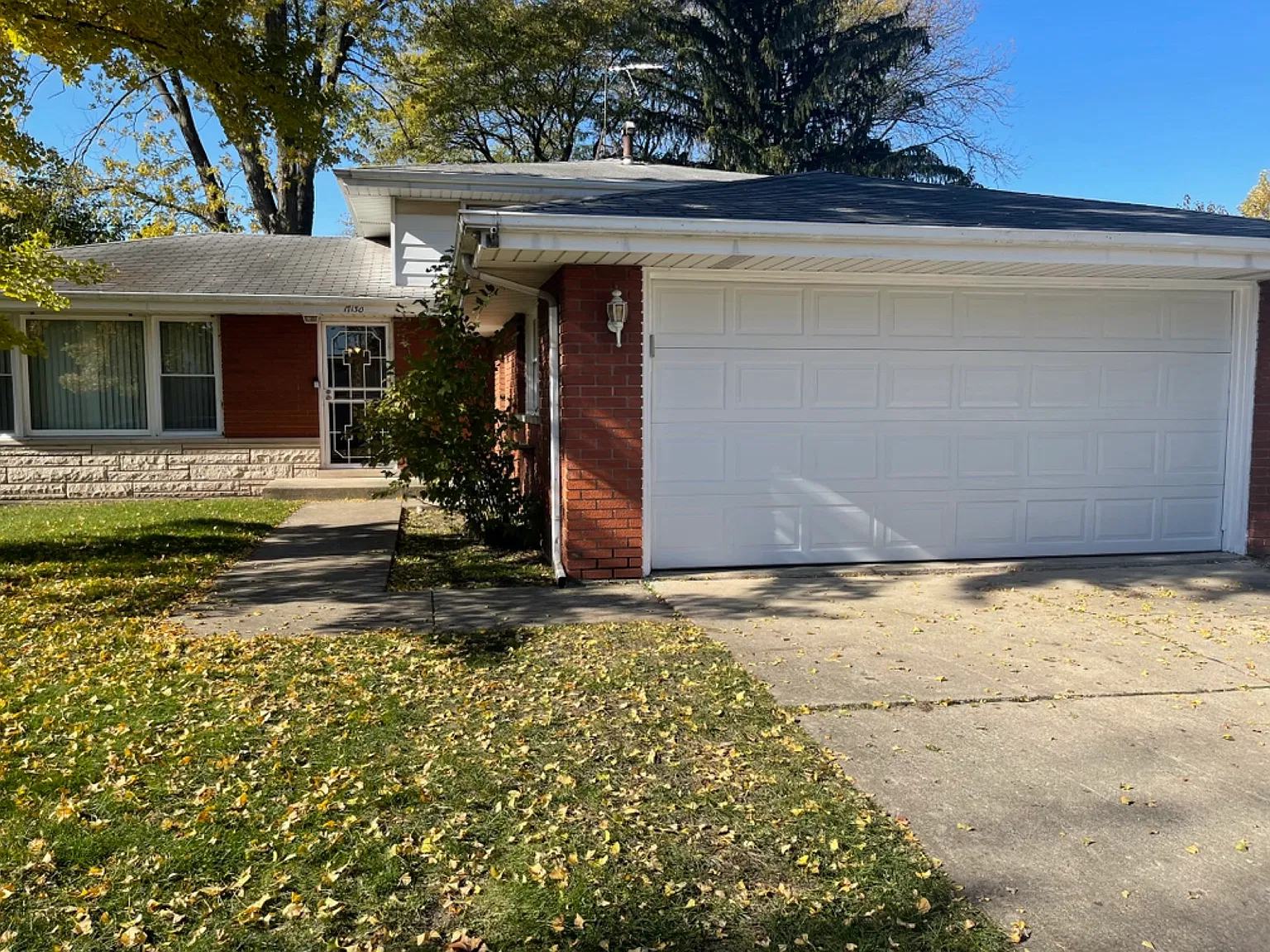 17150 Drexel Ave — Photo 3