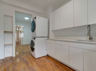 112 Calyer St APT 2R, Brooklyn, NY 11222