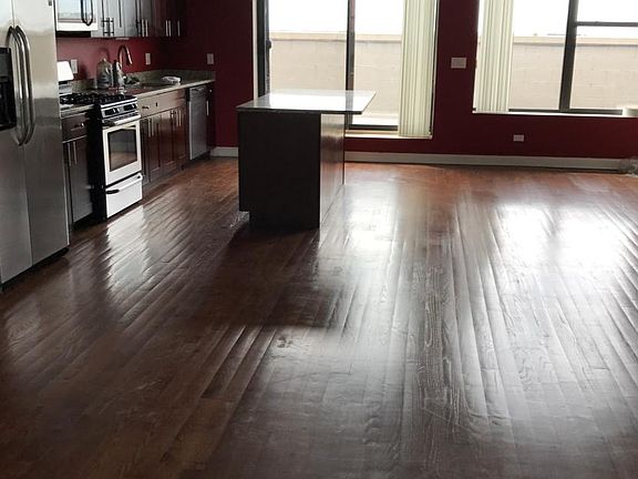 4th image of 2609 W Belmont Ave Unit 601W