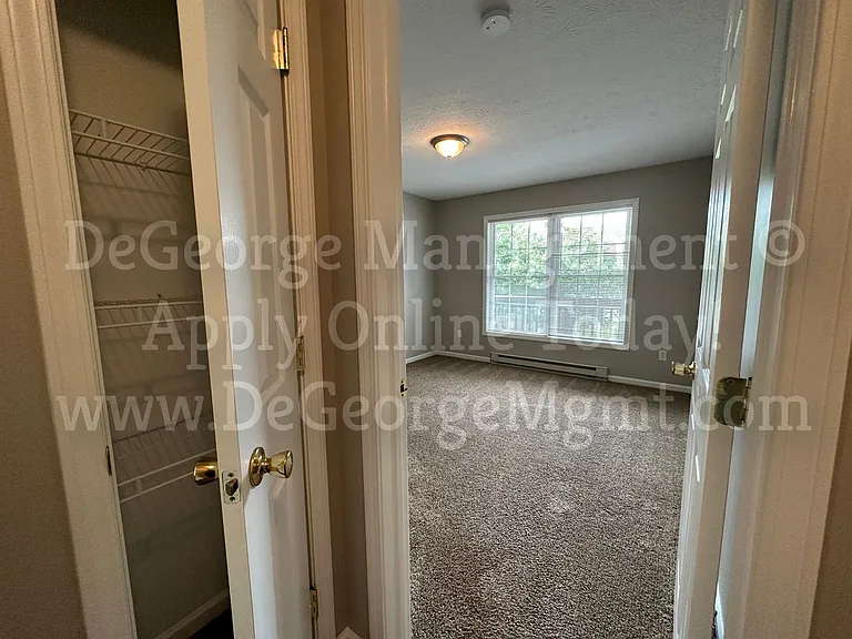 Big Tree Apartments — Photo 16