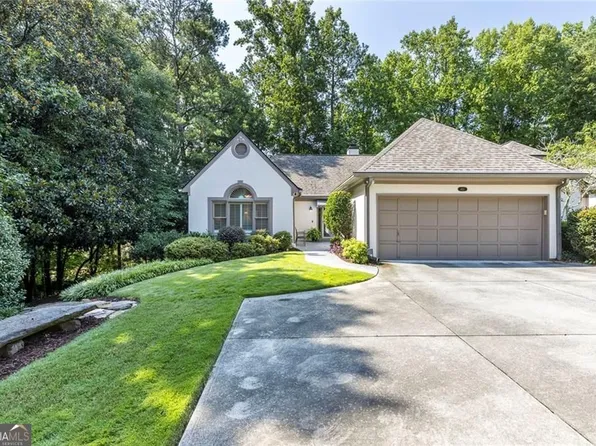 450 Greenlaurel Dr NE, Atlanta, GA 30342