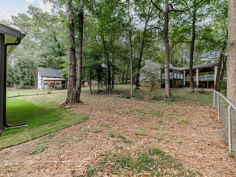 315 Ansley Dr — Photo 36