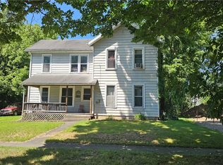 106 Maple Ave, Creston, OH 44217