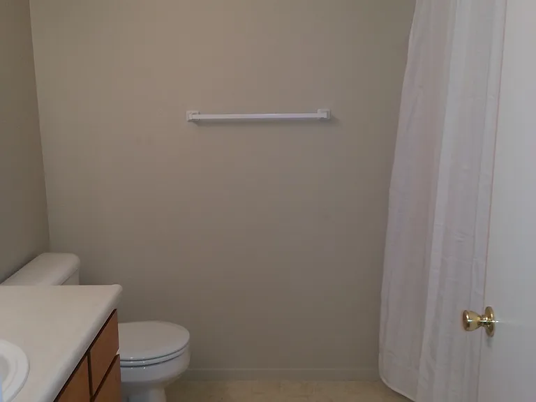 8 Cameron Dr — Photo 4