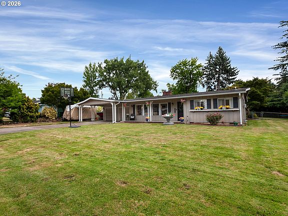 5th image of 10210 SW Crestwood Ct