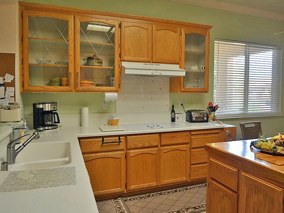 4th image of 7984 Bothwell Dr