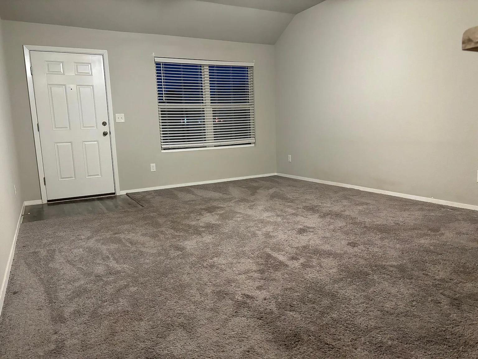 3 bed, 1342 sqft, $1,675 — Photo 2