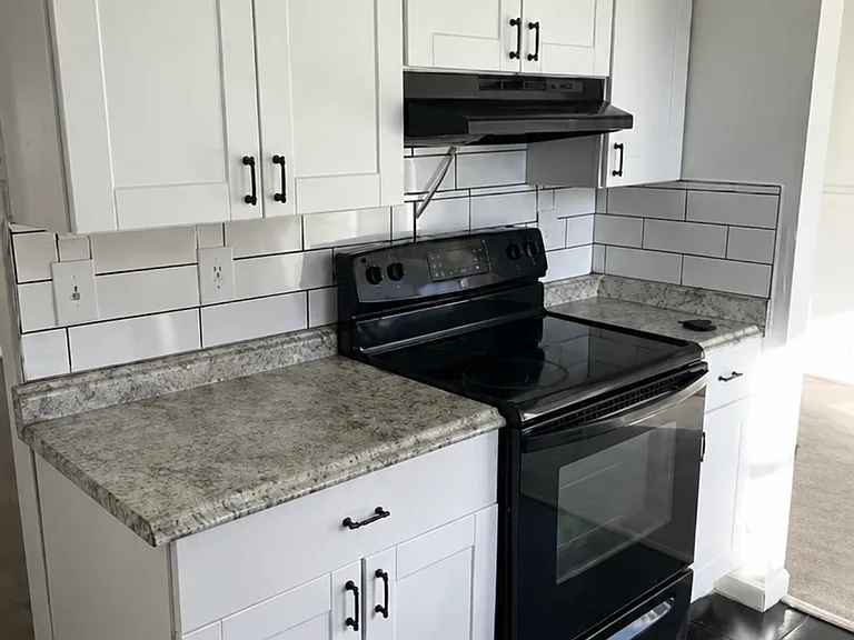35 Farmhouse Rd — Photo 9
