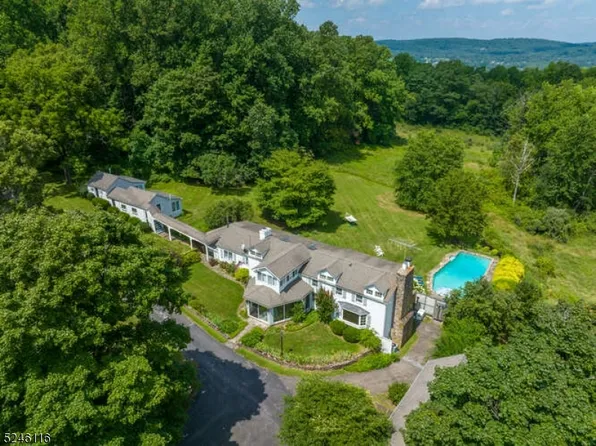 5 Travis Hill Rd, Union Twp., NJ 08827