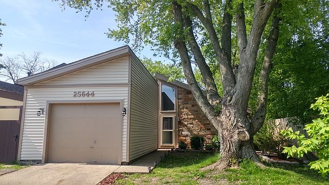 1st image of 2S644 Wildwood Ct