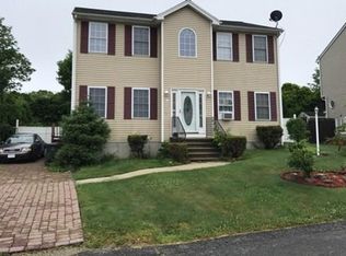 73 Apple Creek Ln, Fall River, MA 02720