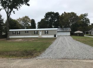 40469 Barden Rd, Gonzales, LA 70737