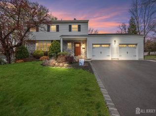 47 Landsdowne Rd, East Brunswick, NJ 08816