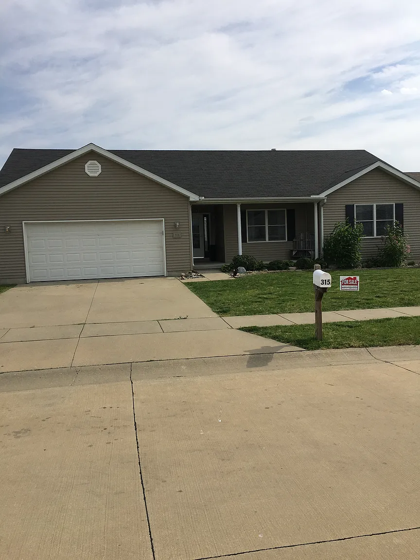315 Kings Mantle Ct photo 1