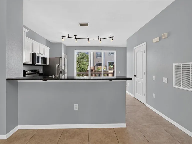 3186 Bayshore Oaks Dr — Photo 23