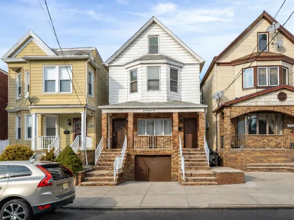 105 West 6th Street image 1 of 22