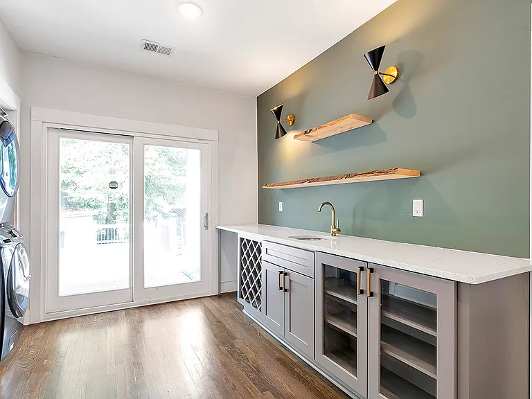 1364 Donnelly Ave SW — Photo 28