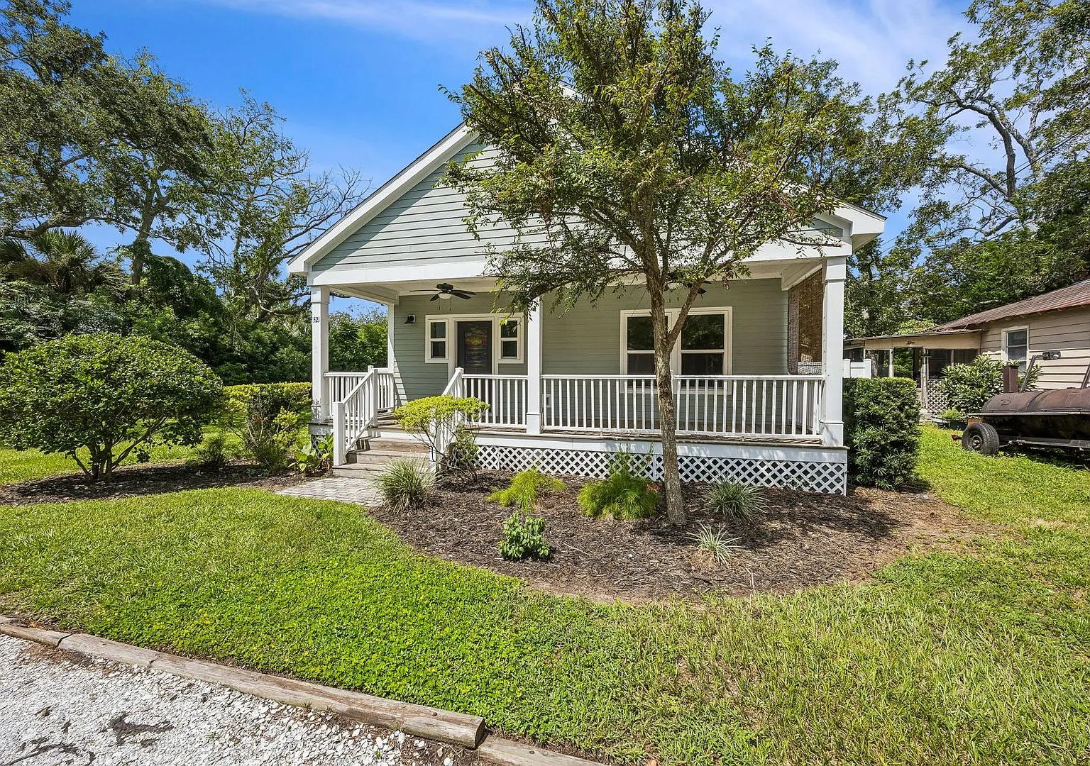 Charming 3-Bedroom Home Near Historic Downtown Fernandina Beach! — Photo 2