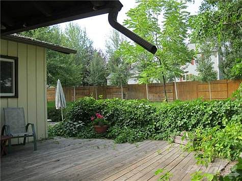 3rd image of 2415 Ivy Ln