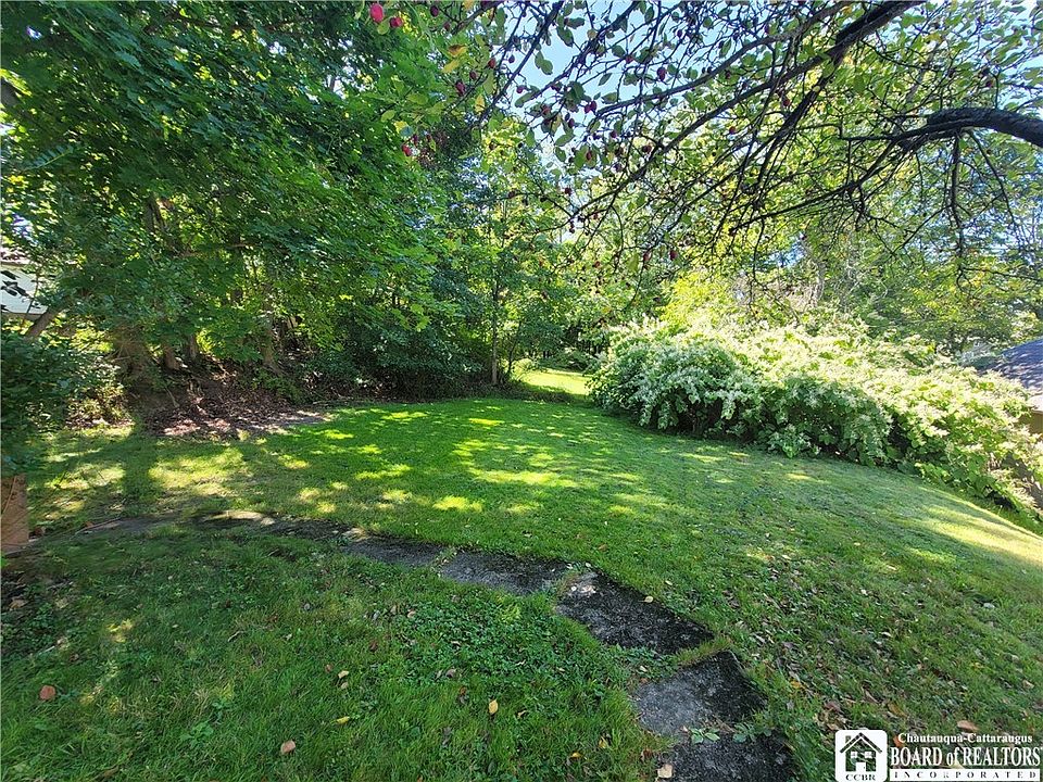 46 Colfax St, Jamestown, NY 14701 Zillow