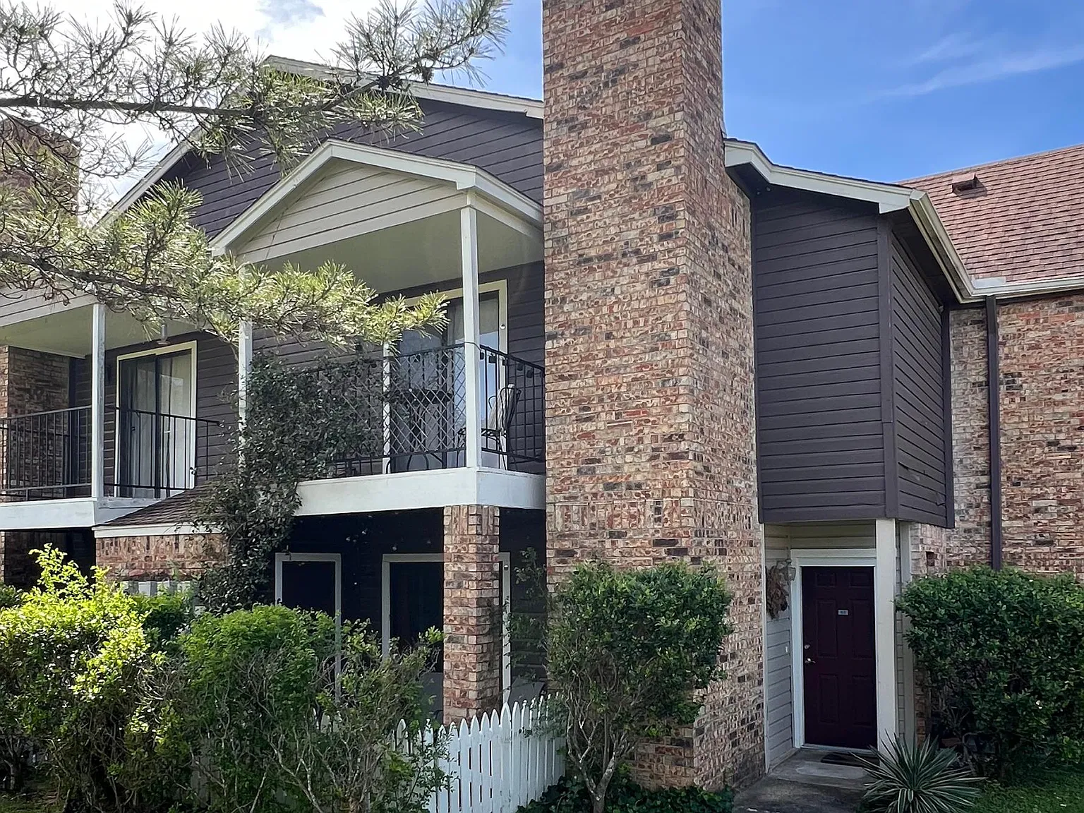 1601 Faro Dr — Photo 4