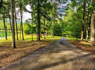 5751 Holland Rd, Pikeville, TN 37367