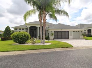 2948 Lake Huron Ln, Tavares, FL 32778