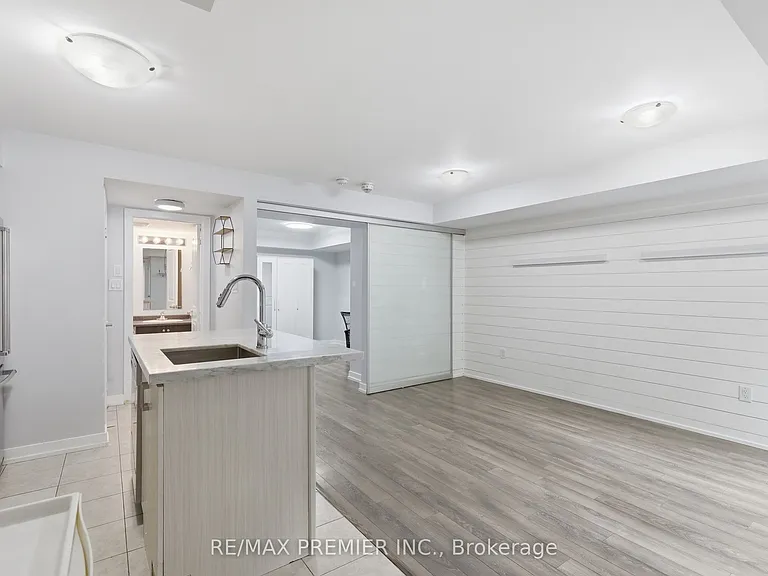 2315 Sheppard Ave W #44 — Photo 3