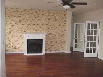 2nd image of 7039 W Grand Ave #2D