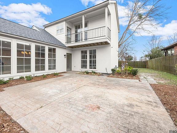 3rd image of 6418 Patio Ct